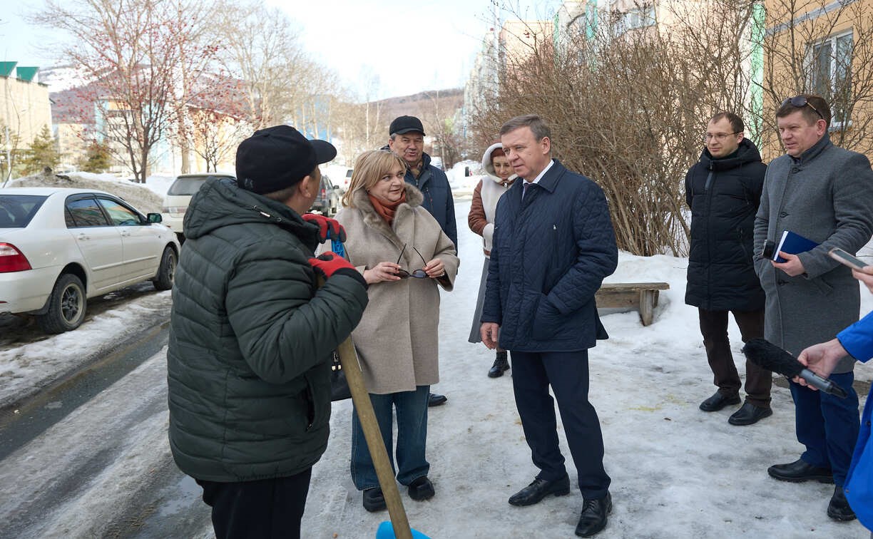 Мэр Южно-Сахалинска: "Катка во дворах быть не должно" 