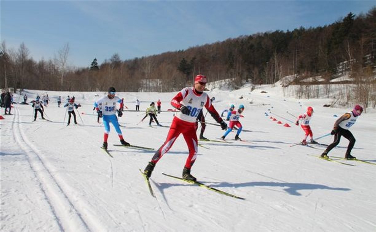 В Корсакове прошло открытое первенство по лыжным гонкам 