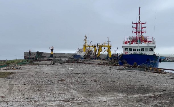 После цунами в Северо-Курильске возобновили подачу горячей воды и морское сообщение