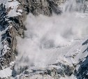 Сход лавины спрогнозировали в центре Сахалина