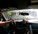 Мошенники заставили 86-летнюю сахалинку поработать для них курьером