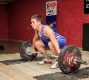 Юные тяжелоатлеты Южно-Сахалинска поборются за «Новогодние призы»