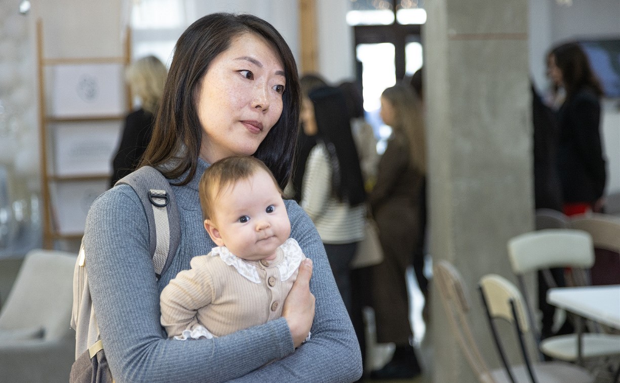 Истории поддержки: сахалинские мамы рассказали, как проект "Счастливое материнство" помог их семьям