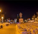 Главную городскую елку устанавливают в Южно-Сахалинске