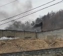 Компанию по обеспечению экобезопасности на Сахалине застали за сжиганием вредных отходов