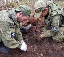Останки двух погибших солдат обнаружили поисковики в Смирныховском районе