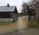 Жителей планировочных районов Южно-Сахалинска эвакуируют из подтопленных домов