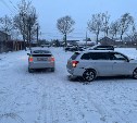 Очевидцев столкновения Toyota Corolla Fielder и Toyota Prius ищут в Южно-Сахалинске
