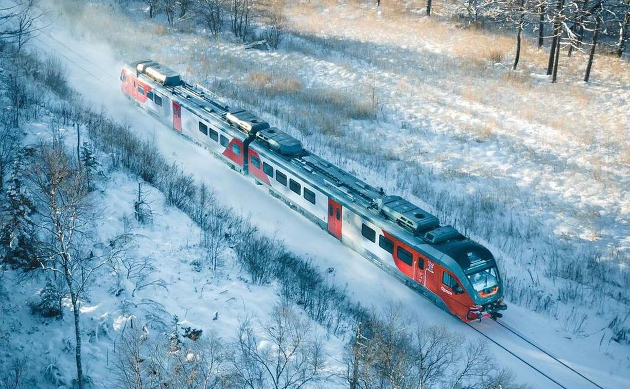 Поезда до Поронайска изменят расписание в праздничные дни