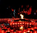 Жители Южно-Сахалинска зажгли «Свечу памяти» 