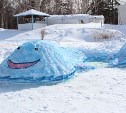Конкурс снежных фигур в честь Всемирного дня китов  провели волонтеры Экоцентра «Родник»