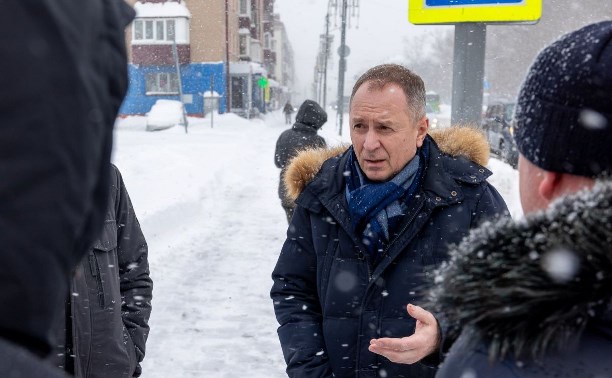 "К пяти баллам надо стремиться": первый вице-мэр оценил качество уборки снега в Южно-Сахалинске