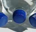 "На переработку": сахалинцев призывают не выбрасывать пластиковые крышки от бутылок 