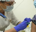 На островах продолжается вакцинация в мобильных пунктах и ЦРБ