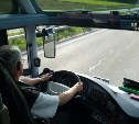 На Сахалине пассажирским автобусом управлял водитель, состоящий на учёте у нарколога