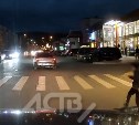 Ребёнок бросился под колёса авто в Южно-Сахалинске — видео