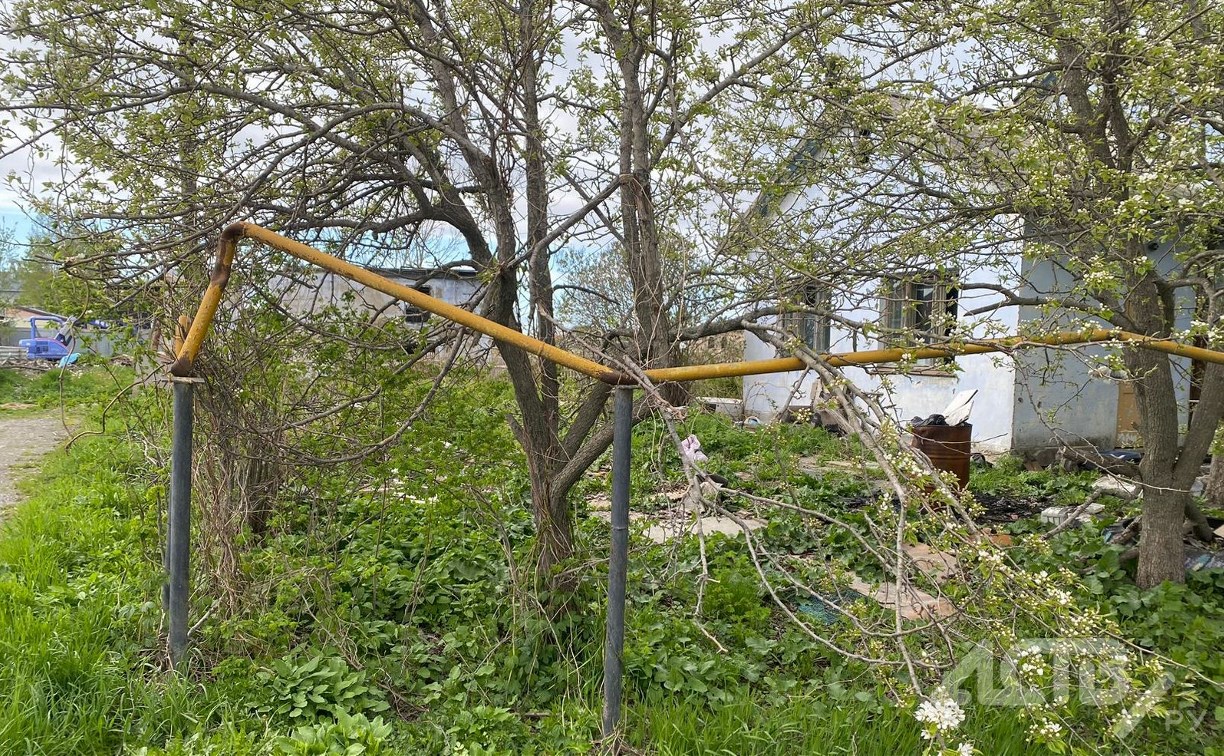 Покорёжило: повреждённые газовые трубы заметил сахалинец в населенных пунктах юга острова