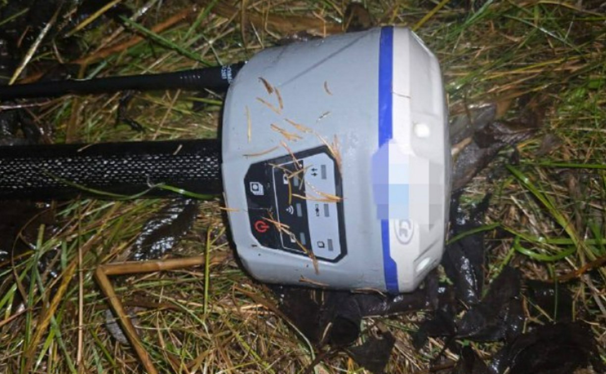 Мужчина на квадроцикле пытался украсть спутниковый приемник в Корсаковском районе