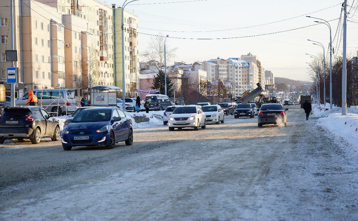  В Южно-Сахалинске для проезда открыли участок улицы Комсомольской 