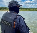За неделю инспекторы рыбоохраны изъяли у браконьеров на Сахалине более 50 орудий лова и три авто
