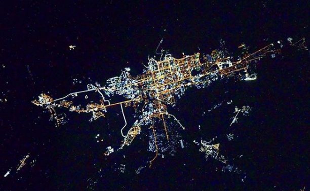 Космонавт сфотографировал Южно-Сахалинск из МКС и вызвал споры подписчиков