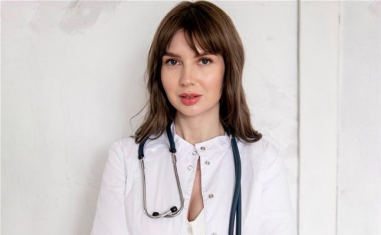 Сахалинский медик: "Люди считают, что от вакцины женщины не забеременеют, у мужчин стоять не будет"