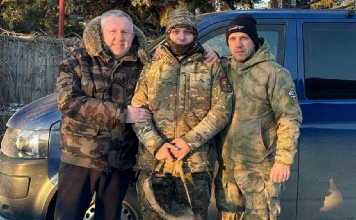 Сахалинские поисковики доставили гуманитарный груз бойцам в зону СВО