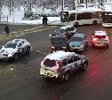 Два авто не поделили перекрёсток Мира-Компроспекта в Южно-Сахалинске