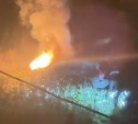 "Вещи ценные забирай": появилось видео с горящим автомобилем в Новотроицком 