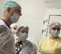 В городской больнице Южно-Сахалинска начали удалять крупные опухоли новым методом