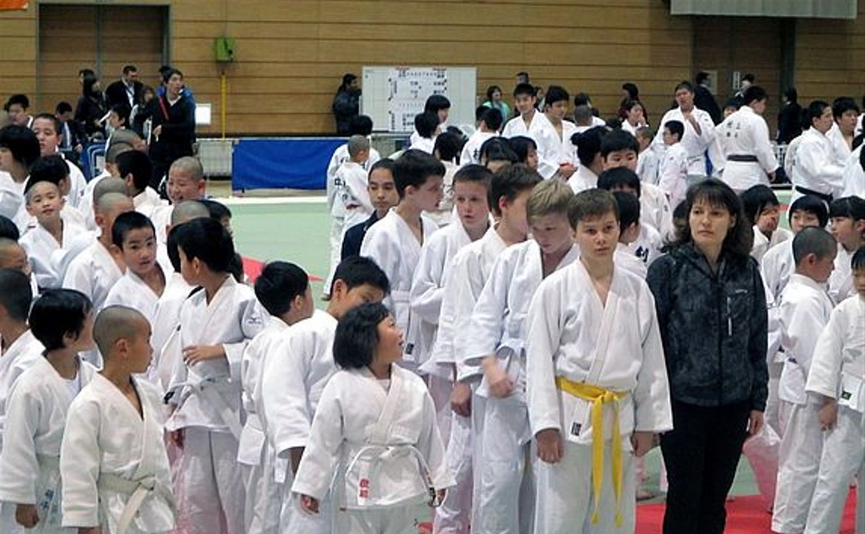 Японский турнир по дзюдо принял сахалинских спортсменов