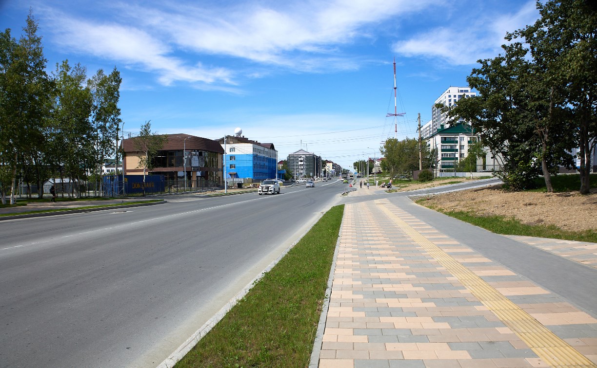 Мэр Южно-Сахалинска обязал дорожников 1 сентября обеспечить проезд по всем улицам