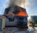Дом полностью сгорел в СНТ Южно-Сахалинска