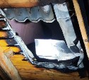 Крыша многоквартирного дома горела в Поронайске