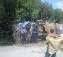 В перевернувшемся тягаче в Смирныховском районе погиб мужчина