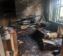 В Углегорске пожарные потушили квартиру в многоквартирном доме