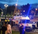 Все ехали на запрещающий: подробности ДТП, в котором Noah сбил двух самокатчиков в Южно-Сахалинске 
