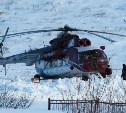 Вертолёт с пассажирами приземлился на Северных Курилах и сломался