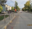 Пьяный водитель в пригороде Южно-Сахалинска сбил мопед с двумя детьми и врезался в столб (ФОТО)