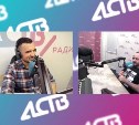 Резидент шоу "Comedy Баттл" и "Открытый микрофон" Расул Чабдаров в эфире радио АСТВ