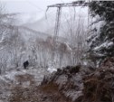 Работы по восстановлению электроснабжения в населенных пунктах Сахалина продолжаются