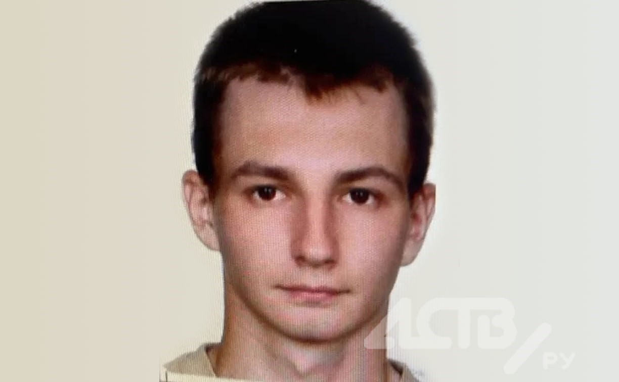 Молодой парень покинул воинскую часть на материке и скрывается на Сахалине