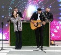 Кинотеатр под открытым небом открыли на территории "Городской симфонии" в Южно-Сахалинске 