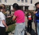 Сахалинцы просят спасти несчастных сов, которых используют для фотосессий в городском парке 