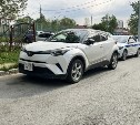 Ударил и скрылся: в Южно-Сахалинске ищут очевидцев аварии с кроссовером 