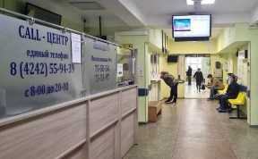 В Южно-Сахалинске для пациентов с ОРВИ в поликлиниках открыли запасные входы