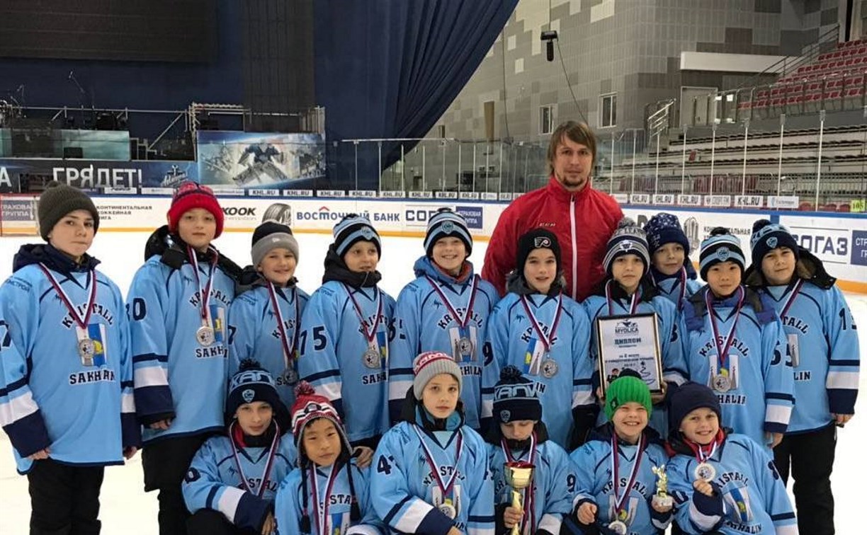 Южно-сахалинские хоккеисты завоевали серебро во Владивостоке