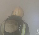Бытовая техника вспыхнула в одной из комнат трехэтажного дома в Тунгоре