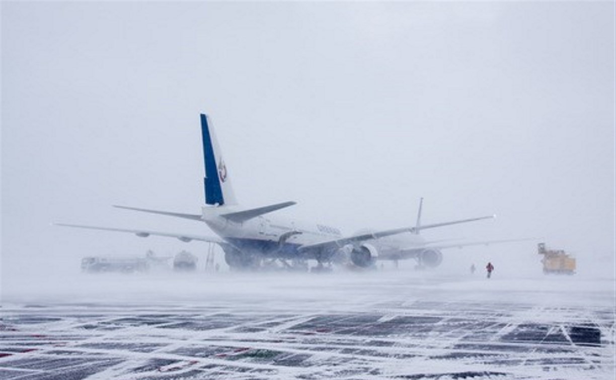 Несколько рейсов отменили в аэропорту Южно-Сахалинска из-за погоды