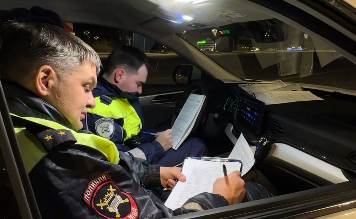 Ремни, неправильная парковка, тонировка: за что наказывали сахалинских водителей 26 ноября